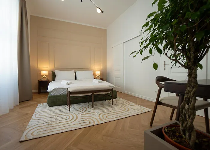 Stylish 2-bedroom In Landstrasse